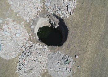 Φοβίζει «μαύρη τρύπα» 17 μέτρων που εμφανίστηκε στο Εσκίσεχιρ