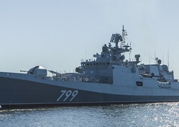 Στην Κέρκυρα η ρωσική φρεγάτα «Ναύαρχος Μακάροβ»