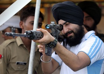 Η Ινδία παρήγγειλε ρωσικά όπλα αξίας 14,5 δισ. δολαρίων