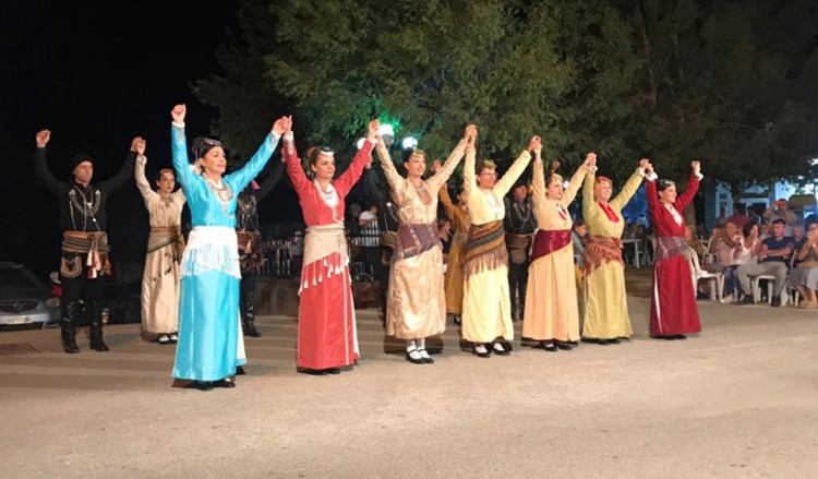 Η Λέσχη Ποντίων Καβάλας στην πιο γλυκιά γιορτή! (βίντεο)