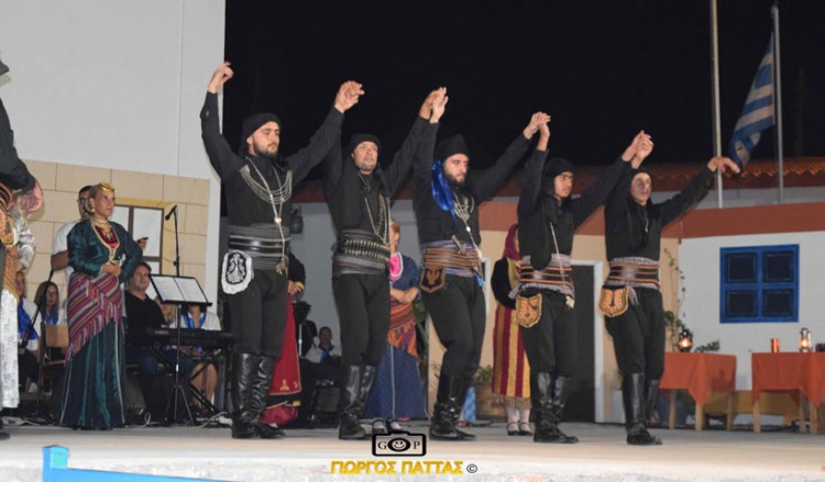 Ρόδος «Καμάρεια 2019»: Μεγάλη παράσταση για τα 100 χρόνια από τη Γενοκτονία των Ποντίων και τα 97 από τη Μικρασιατική Καταστροφή