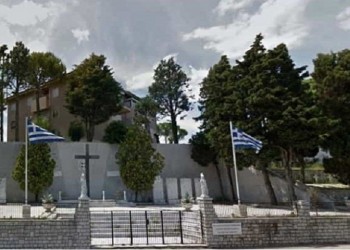 Ο Προκόπης Παυλόπουλος κατέθεσε στεφάνι στο μνημείο Ελλήνων πεσόντων στη μάχη του Ρίμινι