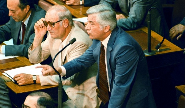 Πολιτικό μνημόσυνο για τον Παύλο Μπακογιάννη αποφάσισε η Βουλή