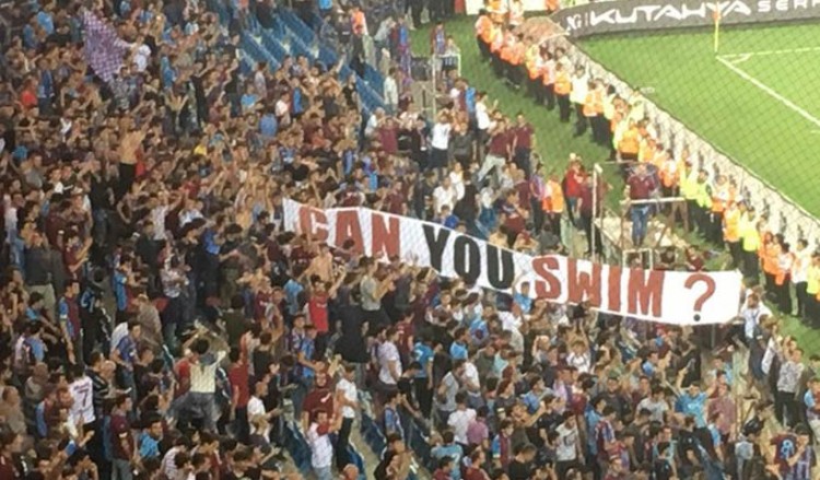 Επιστολή συλλόγου Μικρασιατών στην UEFA για το πανό των οπαδών της Τράμπζονσπορ