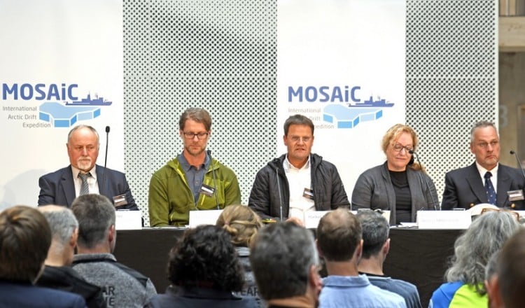 Polarstern: Γεγονός η μεγαλύτερη επιστημονική αποστολή στην Αρκτική για το κλίμα