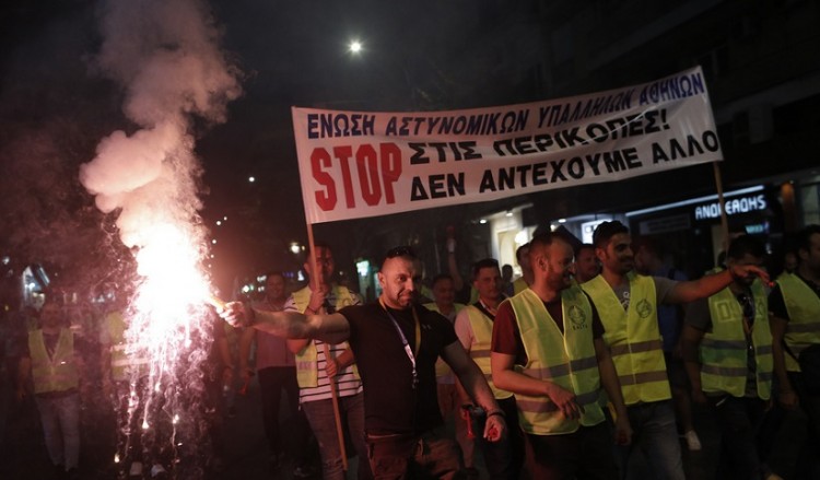 Διαμαρτυρία ένστολων στη Θεσσαλονίκη