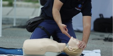 Παγκόσμια Ημέρα Πρώτων Βοηθειών: Δράσεις από ΕΚΑΒ και Ελληνικό Ερυθρό Σταυρό