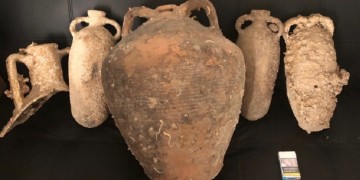 Κάλυμνος: Συνελήφθη αρχαιοκάπηλος με πήλινους αμφορείς