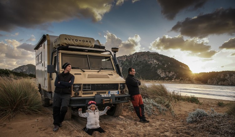 Ο γύρος του κόσμου σε επτά χρόνια: Το όνειρο οικογένειας από τη Θεσσαλονίκη (φωτο)