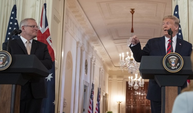 Ο Τραμπ απειλεί να απελευθερώσει τζιχαντιστές στην Ευρώπη!