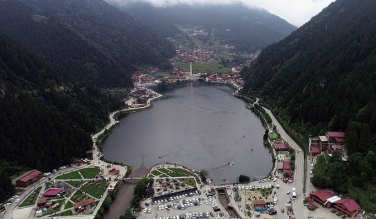 Ξεκινούν κατεδαφίσεις κτηρίων στο Ουζουνγκιόλ της Τραπεζούντας