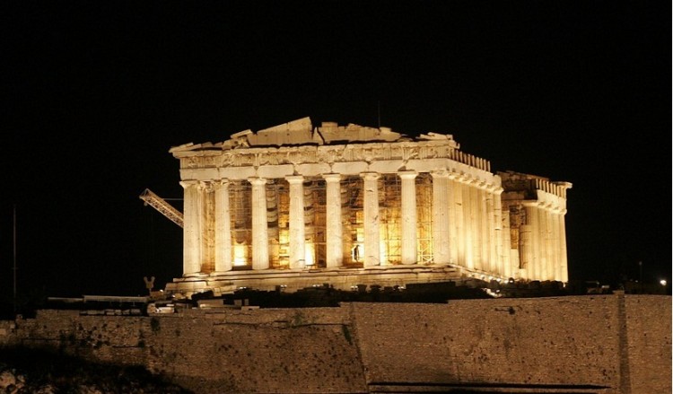 ΚΑΣ: Βελτιωμένος φωτισμός και νέος ανελκυστήρας στην Ακρόπολη