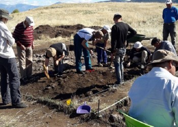Πλούσια αρχαιολογικά ευρήματα σε νησίδα των Πρεσπών