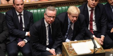 Brexit: Σε στάση αναμονής η ΕΕ για το αίτημα αναβολής από τον Μπόρις Τζόνσον