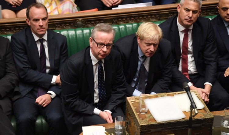 Brexit: Σε στάση αναμονής η ΕΕ για το αίτημα αναβολής από τον Μπόρις Τζόνσον