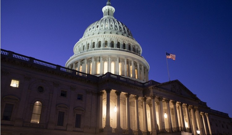 Η αμερικανική Βουλή καταδικάζει την απόφαση Τραμπ για απόσυρση των στρατευμάτων από τη Συρία