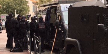 Τρομοκρατική επίθεση στο Παρίσι για τα σκίτσα του Μωάμεθ – Αποκεφάλισε καθηγητή