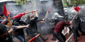 Ένταση στο Σύνταγμα μετά τη λήξη του φοιτητικού συλλαλητηρίου