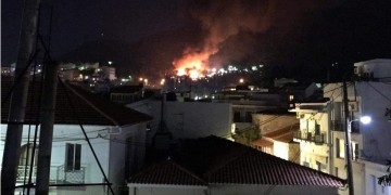 Σάμος: Φωτιά και επεισόδια στο κέντρο υποδοχής μεταναστών