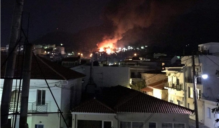 Σάμος: Φωτιά και επεισόδια στο κέντρο υποδοχής μεταναστών