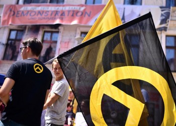 Γερμανία: H ριζοσπαστική ακροδεξιά εξαπλώνεται στη χώρα