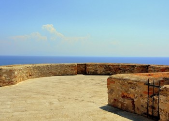 Με ηλιοφάνεια και τοπικές νεφώσεις ο καιρός σήμερα