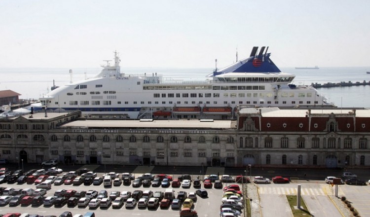 Σε διαθεσιμότητα ο λιμενάρχης Θεσσαλονίκης για την υπόθεση διαφθοράς στο λιμάνι