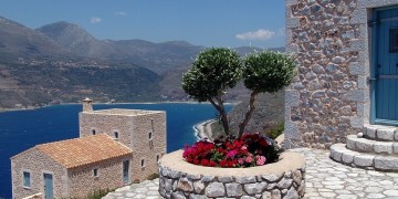 Με ηλιοφάνεια και τοπικές νεφώσεις ο καιρός σήμερα 2