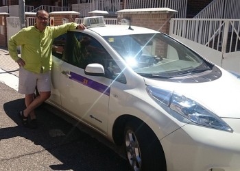 Οδηγός ηλεκτρικού ταξί διένυσε 354.000 χλμ με τις εργοστασιακές μπαταρίες!