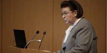 Καταγγελία Μενδώνη στη Δίωξη Ηλεκτρονικού Εγκλήματος