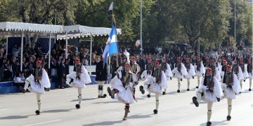 Ακυρώνονται οι παρελάσεις της 25ης Μαρτίου