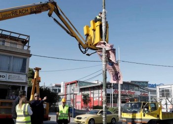 Περιφέρεια Αττικής: Περισσότερες από 3.500 παράνομες διαφημιστικές αφίσες αποξηλώθηκαν από κεντρικούς δρόμους