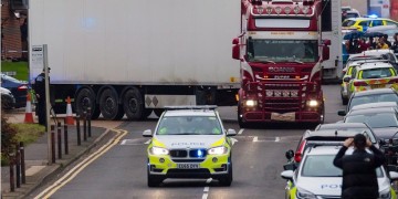 Βιετνάμ: Οικογένειες μεταναστών αγωνιούν αν συγγενείς τους ήταν στο «φορτηγό της φρίκης»