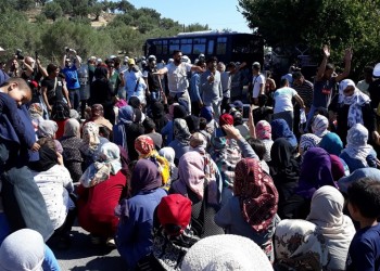 Καζάνι που βράζει η Μόρια, «μεταναστευτικό το πρόβλημα» λέει η κυβέρνηση