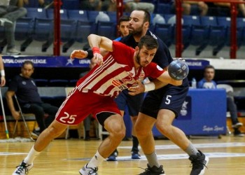 Ο Ολυμπιακός έδιωξε τον Τούρκο που χαιρέτησε στρατιωτικά