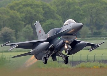 Πληροφορίες για αεροπορική επιδρομή Τούρκων εναντίον Κούρδων στη Συρία