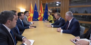 Κοντά στην παραίτηση ο Ζάεφ; – Το «όχι» της ΕΕ πυροδοτεί εξελίξεις στα Σκόπια