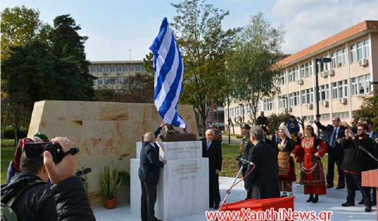 Ξάνθη: Αποκαλυπτήρια ανδριάντα του Κωνσταντίνου Καραμανλή