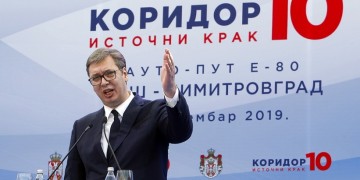 Στο νοσοκομείο ο πρόεδρος της Σερβίας