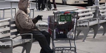 Λας Βέγκας: Πρόστιμο 1.000 δολάρια και 6μηνη φυλάκιση για τους αστέγους