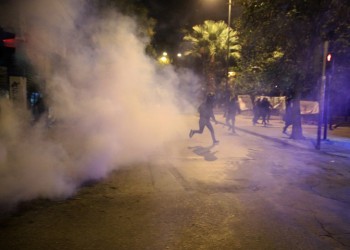 Περισσότερες από 15 προσαγωγές στα Εξάρχεια