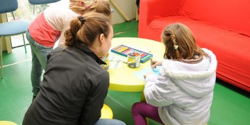 Black Friday με Ευχοστολίδια για τα παιδιά που έχουν ανάγκη: Κάντε χριστουγεννιάτικες αγορές για καλό σκοπό