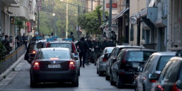 Νέα αστυνομική επιχείρηση σε υπό κατάληψη κτήριο στα Εξάρχεια 2