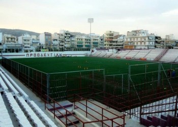 Σοβαρά επεισόδια στον αγώνα Παννεαπολικού-Προοδευτικής