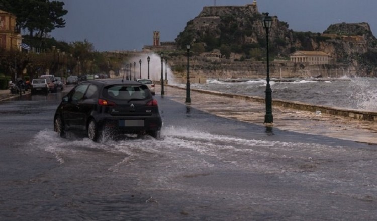 Συνεχίζεται η κακοκαιρία – Χιόνια σήμερα στα ορεινά 5