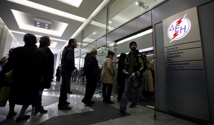 ΔΕΗ: Μειώσεις έως 65% στο νυχτερινό τιμολόγιο