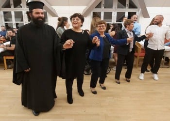 Γνήσιο ποντιακό γλέντι στο Τάουφκιρχεν της Βαυαρίας (βίντεο)
