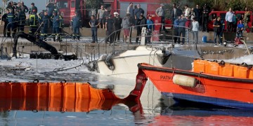 Τι γνωρίζουμε έως τώρα για τη φωτιά στην 3η μαρίνα Γλυφάδας (φωτο)