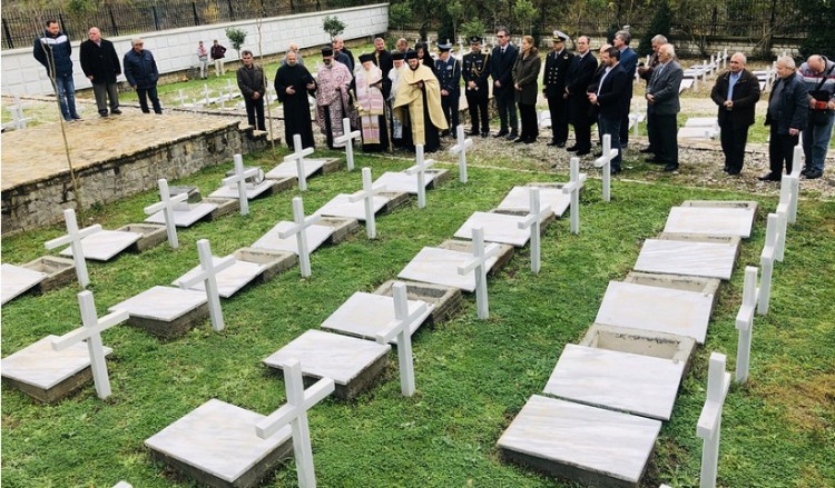 Αλβανία: Ταφή οστών 193 Ελλήνων πεσόντων κατά το Έπος του '40