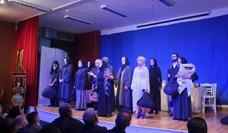 Καστοριά: Συγκινητική παράσταση για τα 100 χρόνια από τη Γενοκτονία των Ποντίων (φωτο)